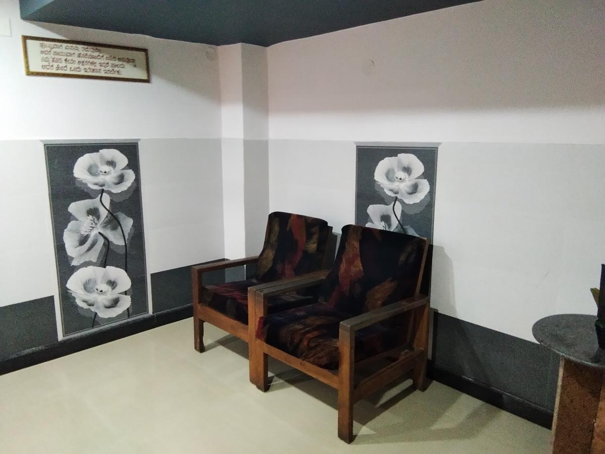 Hotel Sanman Lodge Shimoga Exterior foto
